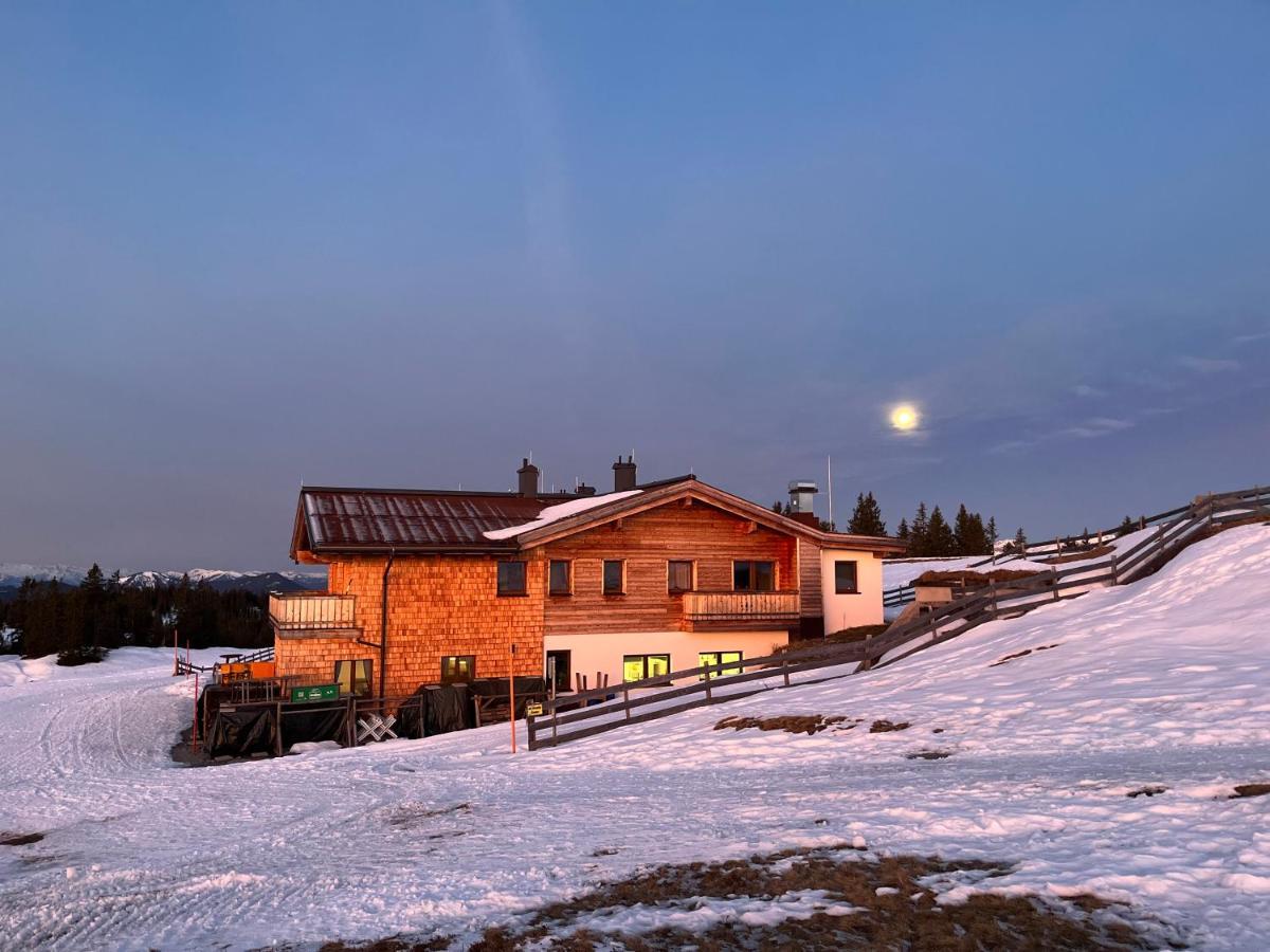 Radstaedter Huette Im Winter Nicht Mit Dem Auto Erreichbar Wunderschoene Alleinlage Schwemmberg エクステリア 写真